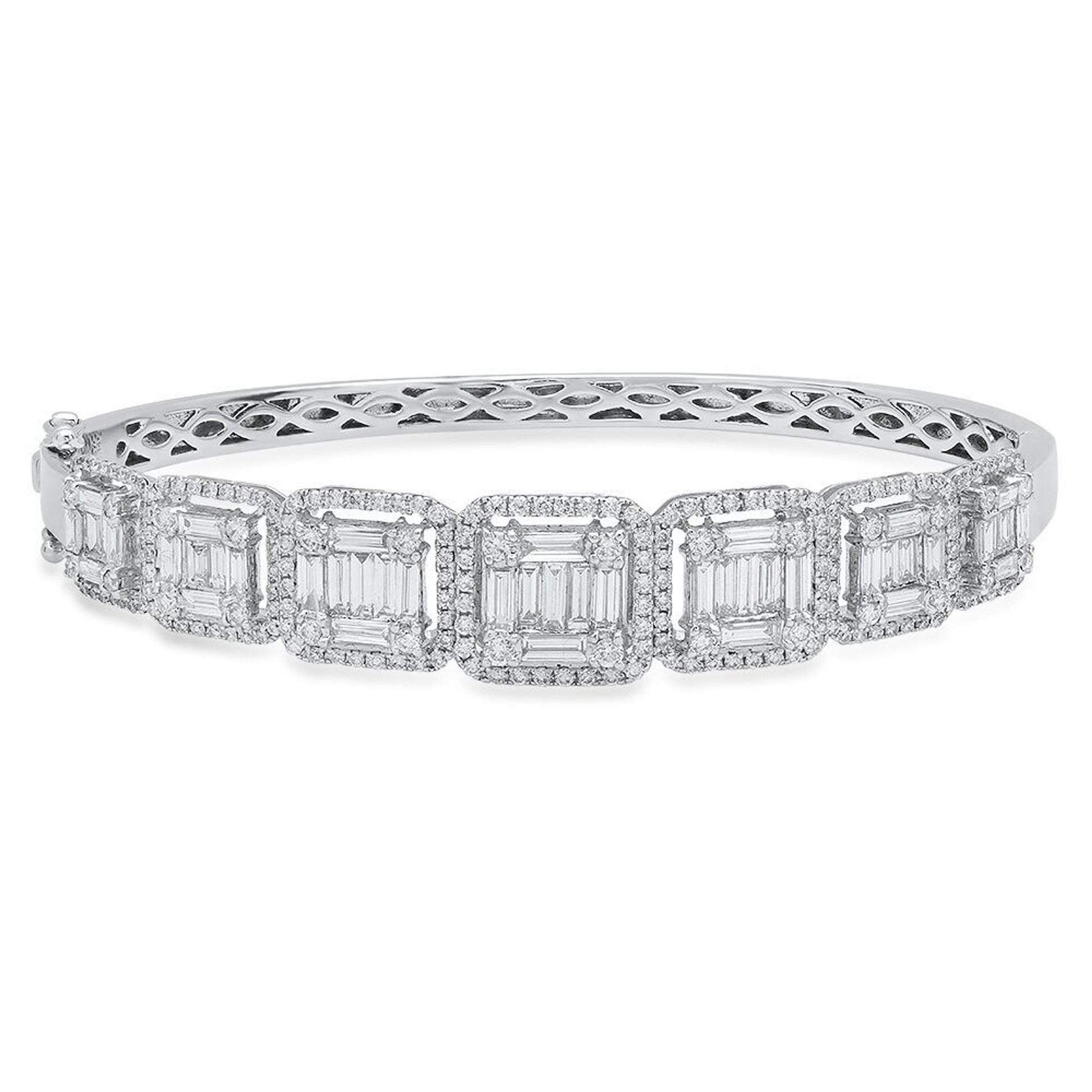 18K White Gold Diamond Bangle